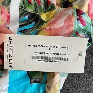 NWT Jantzen Tropical Wrap floral one piece swimsuit size 12